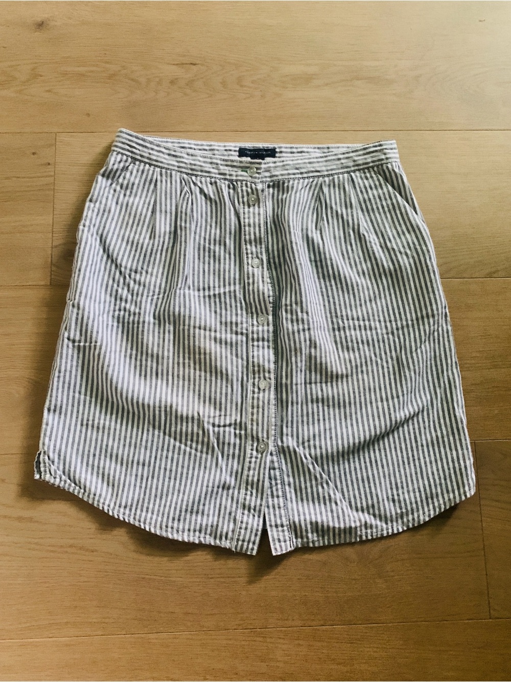 Tommy Hilfiger A line Striped Button-Front Mini Skirt White & Gray Coastal 6
